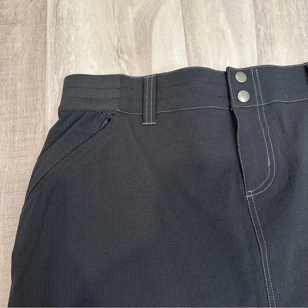 **NWT** Kuhl Strattus Black Women's Skirt